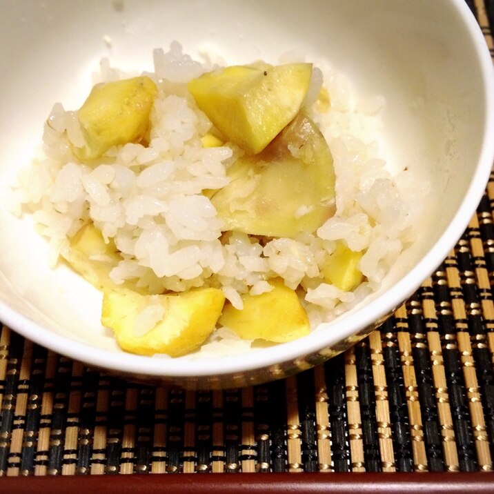 秋の味覚♡炊飯器で簡単!栗ご飯